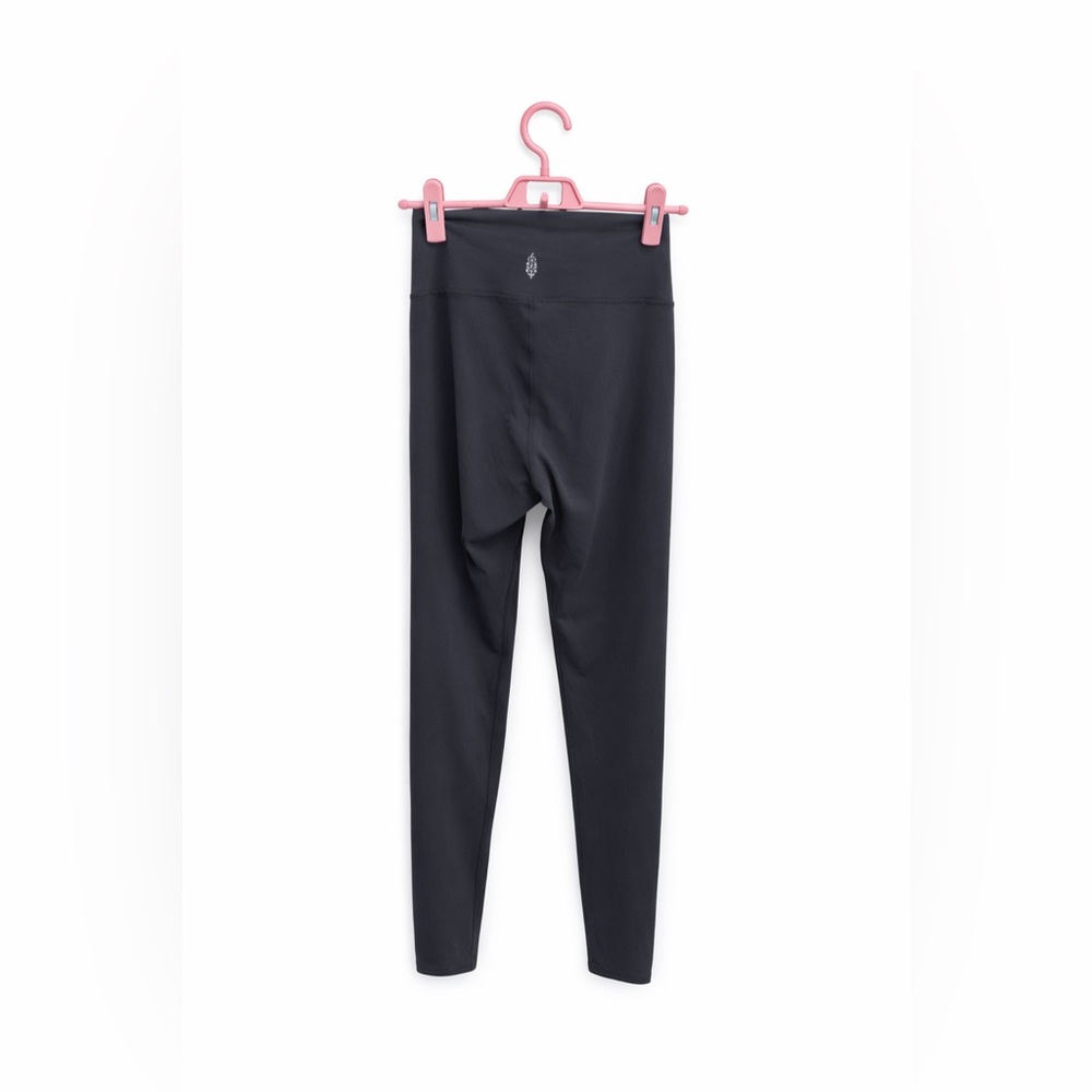 Free people movement - Picture 3 of 10
